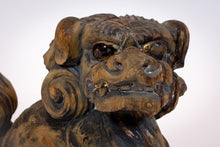 Load image into Gallery viewer, Pair of Foo Dogs (Shishi or Komainu in Japanese)