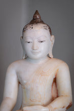 Load image into Gallery viewer, Shan Style Marble Buddha