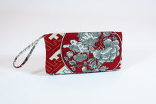 Load image into Gallery viewer, David Alan Designs Clutch Purse of Vintage Kimono Fabric