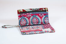 Load image into Gallery viewer, Clutch Purse of Vintage Kimono Fabric