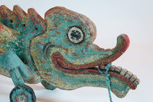 Load image into Gallery viewer, Contemporary Animal Sculpture Pull Toy