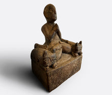 Load image into Gallery viewer, Praying figure with cat guardians, Nepal, 19th century
