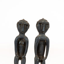 Load image into Gallery viewer, Prayer Ceremony Figures (Pair)

