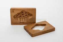 Load image into Gallery viewer, Japanese Kashigata or Sweet Cake Mould
