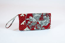 Load image into Gallery viewer, David Alan Designs Clutch Purse of Vintage Kimono Fabric

